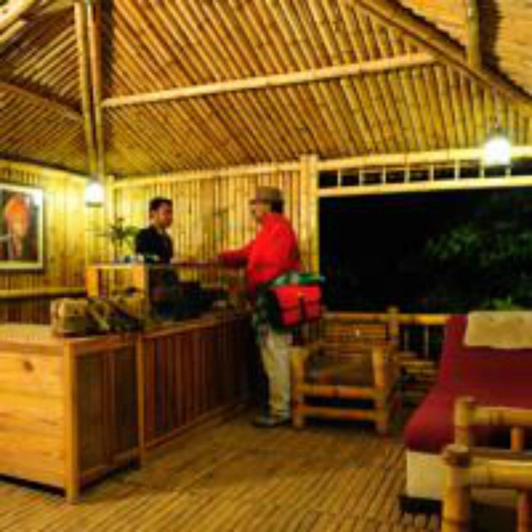 Lemon Tree Wildlife Resort, Bandhavgarh Tāla Exteriör bild