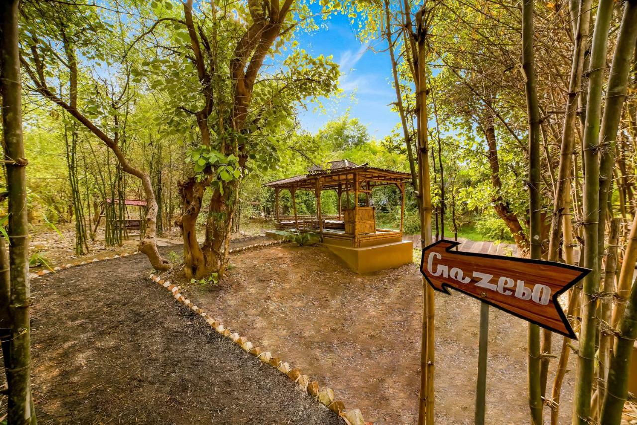 Lemon Tree Wildlife Resort, Bandhavgarh Tāla Exteriör bild